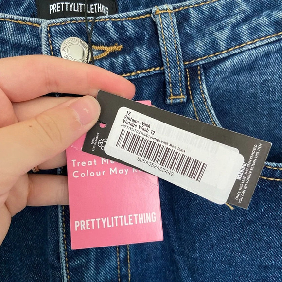 NWT | Pretty Little Thing women’s vintage wash mom jeans — size 12 - Picture 3 of 8